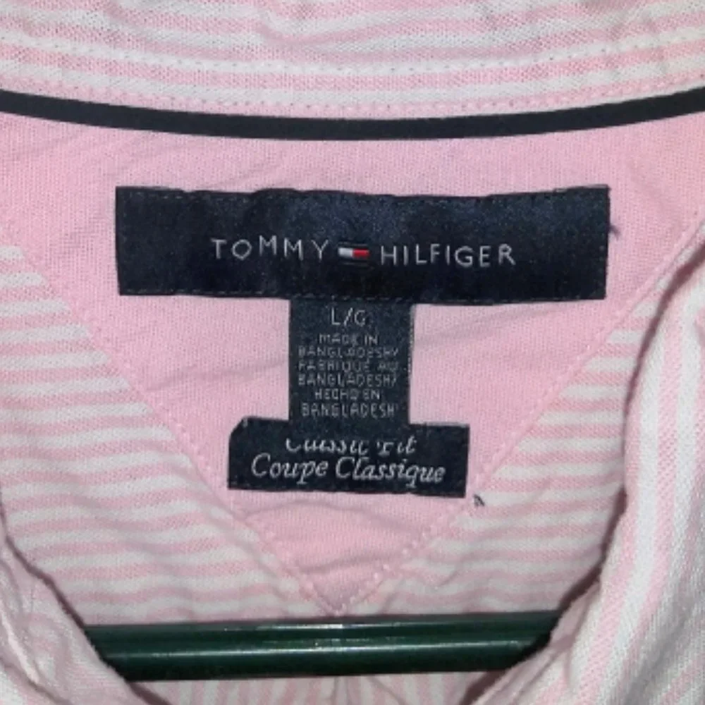 Tommy Hilfiger Striped "Classic Fit" Long Sleeve Button Down Shirt L/G - Picture 3 of 7